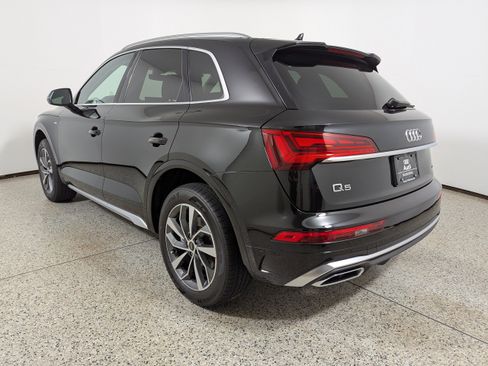 Used 2023 Audi Q5 2.0T Premium w/ Convenience Package AWD/4WD image 5