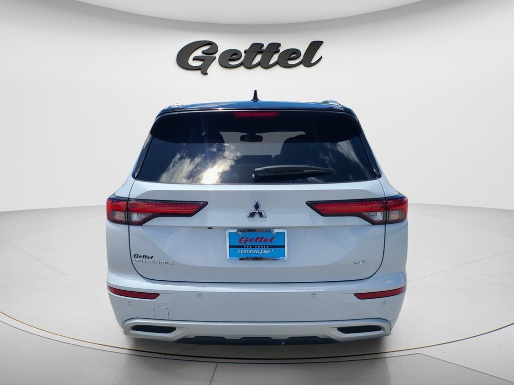Used 2024 Mitsubishi Outlander SEL FWD image 6
