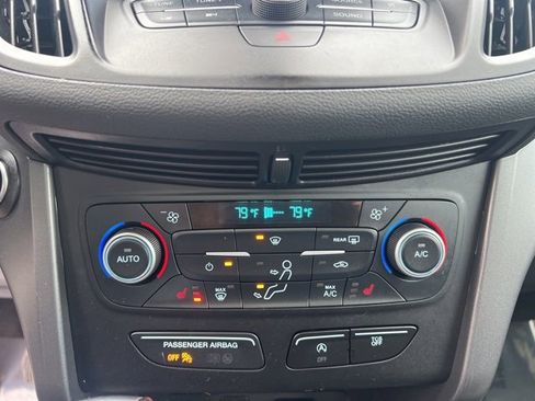 Used 2019 Ford Escape SEL image 30