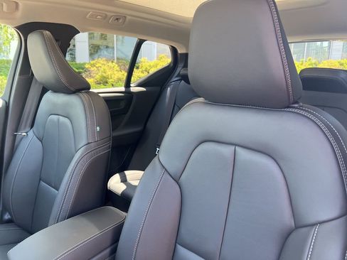 New 2026 Volvo XC40 B5 Ultra w/ Protection Package Premier AWD/4WD image 15