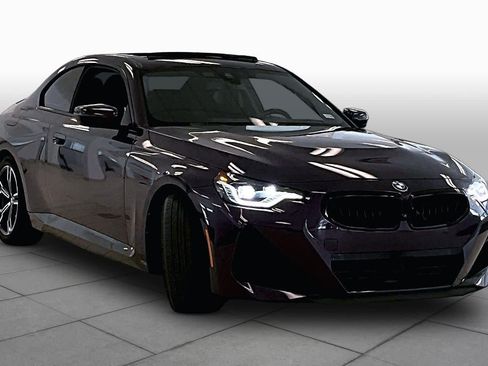 Used 2024 BMW 230i Coupe w/ Premium Package RWD image 2