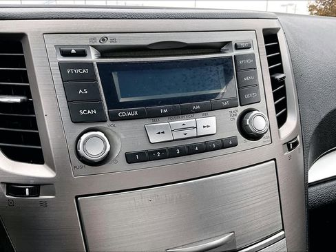 Used 2012 Subaru Legacy 2.5i Premium w/ All-Weather Pkg image 33