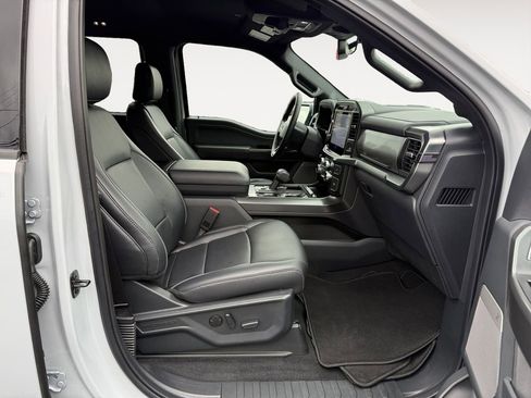 Used 2025 Ford F150 Lariat w/ Equipment Group 501A Mid image 17