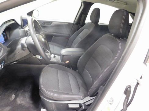Used 2025 Ford Escape Active image 9