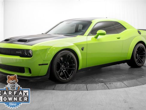 Used 2023 Dodge Challenger SRT Hellcat RWD image 7