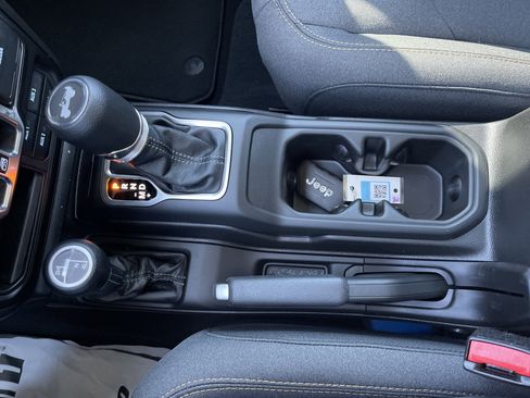 New 2026 Jeep Wrangler Sport AWD/4WD image 28