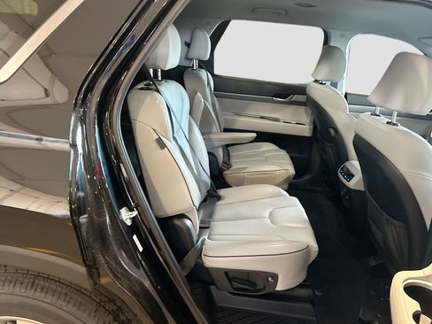 Used 2023 Hyundai Palisade SEL AWD/4WD image 29