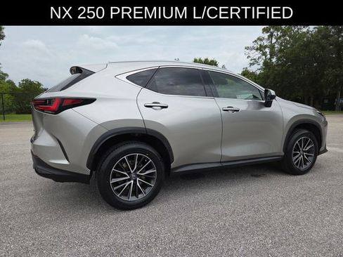 Used 2023 Lexus NX 250 FWD image 3