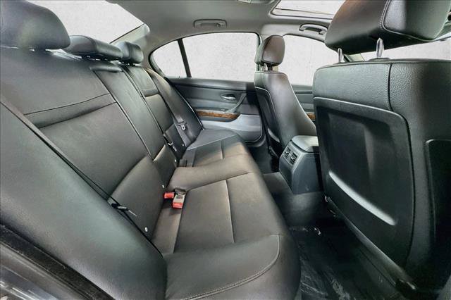 Used 2010 BMW 335i Sedan RWD image 25