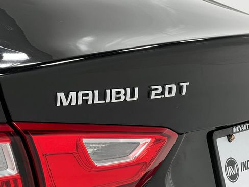 Used 2018 Chevrolet Malibu Premier image 40