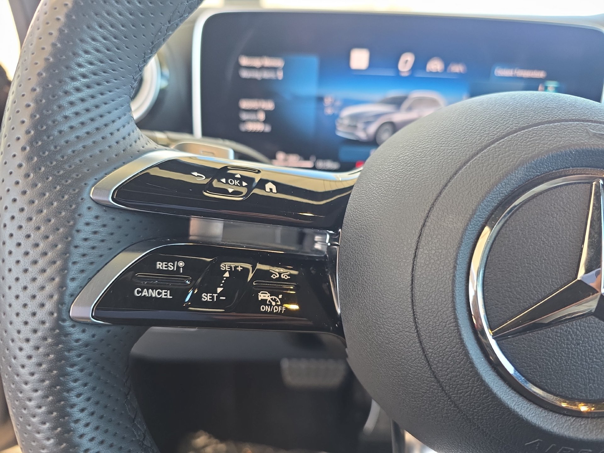 Certified 2026 Mercedes-Benz GLC 300 4MATIC image 17