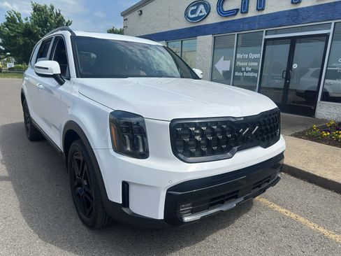 Used 2025 Kia Telluride SX Prestige X-Line AWD/4WD image 2