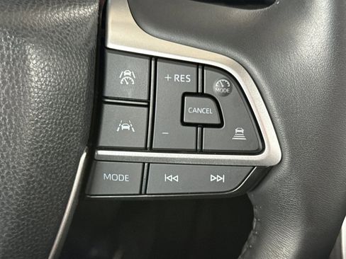 Certified 2025 Toyota Grand Highlander AWD image 29