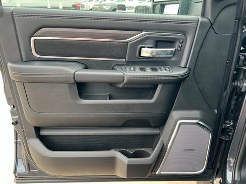 New 2026 RAM 3500 Laramie AWD/4WD image 14