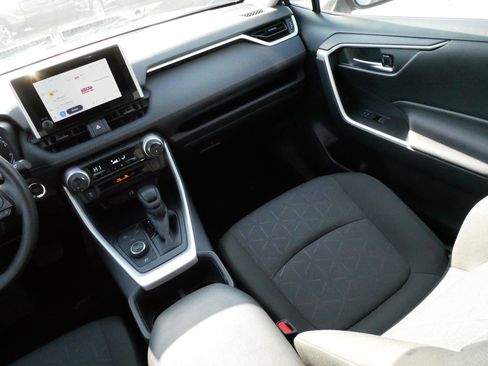 Certified 2025 Toyota RAV4 XLE image 11