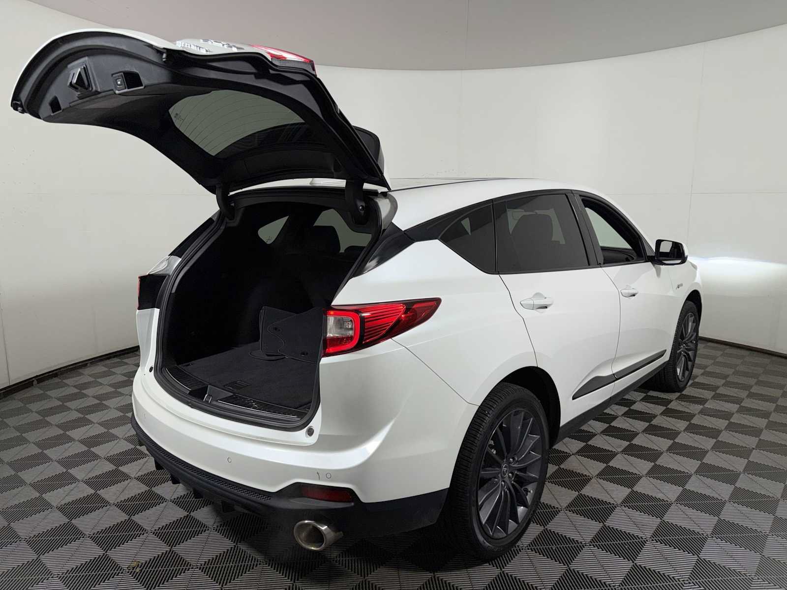 Used 2023 Acura RDX w/ Advance Package AWD/4WD image 22