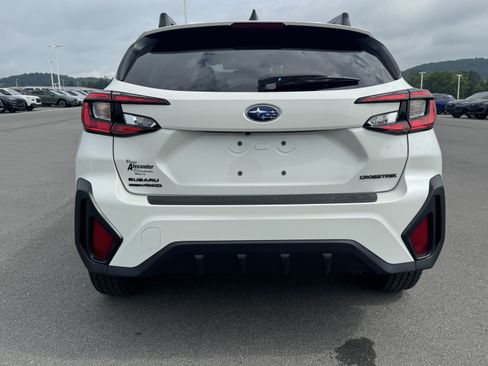 Certified 2026 Subaru Crosstrek 2.5i Premium AWD/4WD image 4