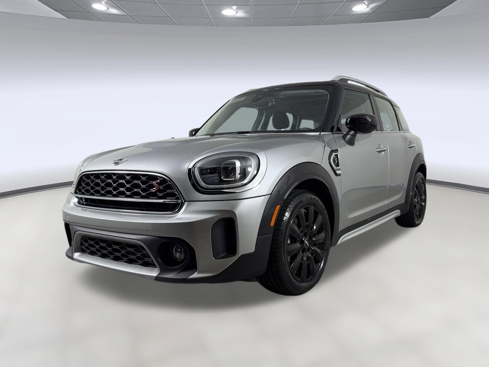 Certified 2024 MINI Cooper Countryman S FWD image 1