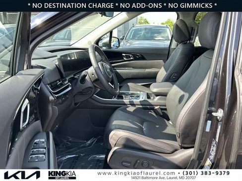 Used 2025 Kia Carnival SX Prestige FWD image 21