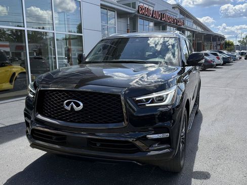 Used 2022 INFINITI QX80 Premium Select w/ Cargo Package AWD/4WD image 3