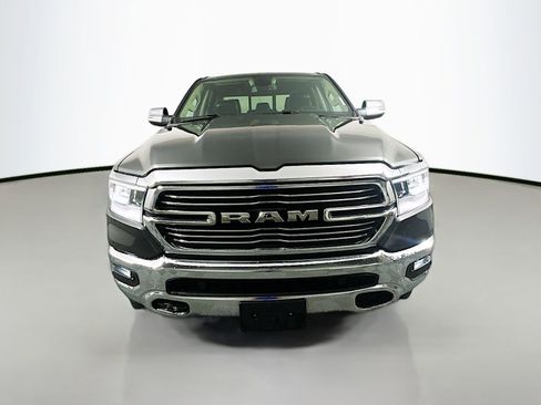 Used 2019 RAM 1500 Laramie AWD/4WD image 2