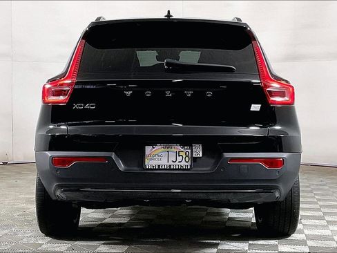 Used 2023 Volvo XC40 Recharge Plus w/ Protection Package Premier AWD/4WD image 3