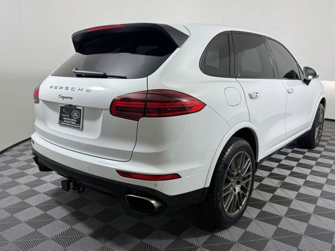 Used 2017 Porsche Cayenne Platinum Edition AWD/4WD image 9
