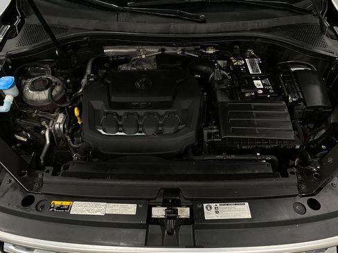 Used 2019 Volkswagen Tiguan SEL AWD/4WD image 13