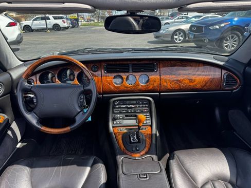 Used 2000 Jaguar XK8 Convertible RWD image 22