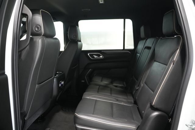 Used 2021 GMC Yukon XL SLT AWD/4WD image 17