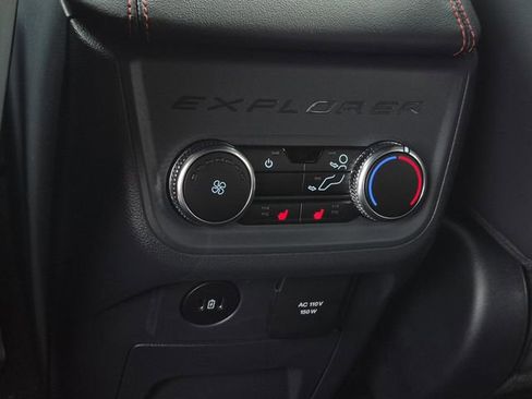 New 2026 Ford Explorer ST-Line w/ ST-Line Street Pack image 18