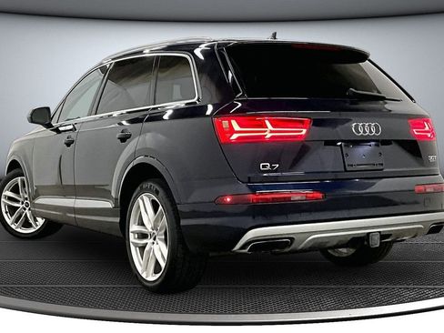 Used 2018 Audi Q7 3.0T Prestige w/ Prestige Package image 4