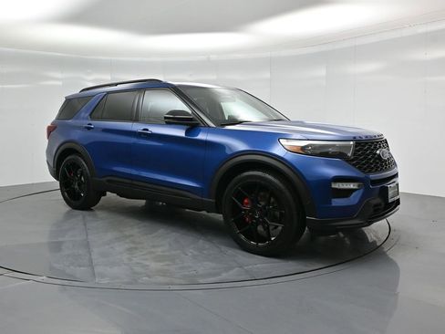 Used 2020 Ford Explorer ST w/ ST Street Pack image 28