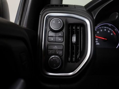 Used 2019 Chevrolet Silverado 1500 LT w/ Texas Edition AWD/4WD image 27