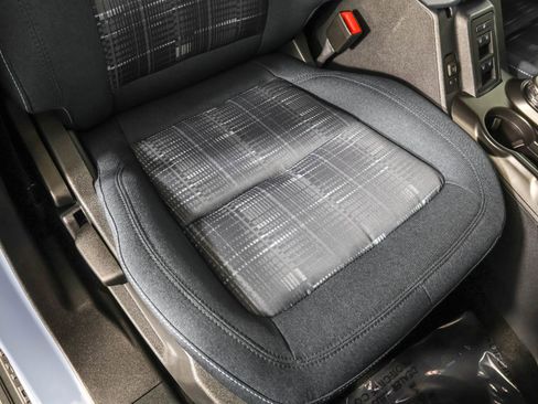 Used 2023 Ford Bronco Heritage Edition image 46