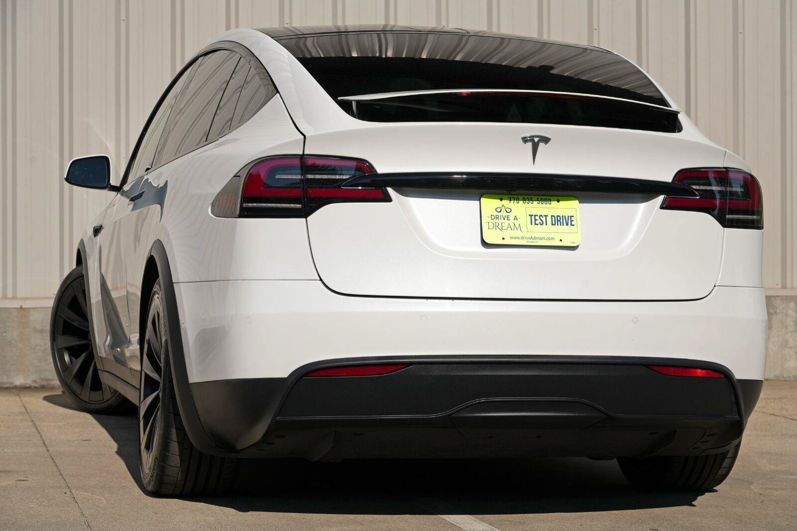 Used 2022 Tesla Model X AWD/4WD image 6