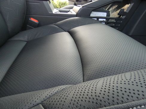 Used 2025 Toyota Tacoma SR5 image 37