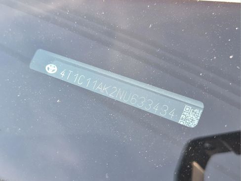 Used 2022 Toyota Camry LE FWD image 21