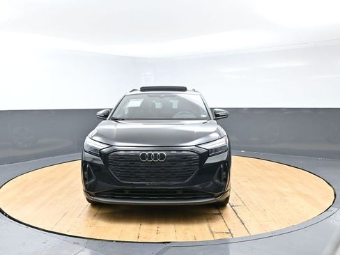 Used 2024 Audi Q4 e-tron Premium Plus w/ Premium Plus image 4