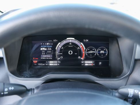 Used 2025 Toyota Tundra Limited image 18