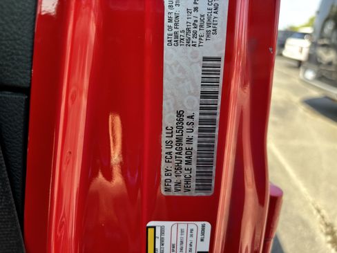 Used 2021 Jeep Gladiator Sport AWD/4WD image 38
