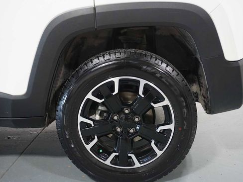 Used 2023 Jeep Renegade Trailhawk w/ Trailhawk Elite Group image 10