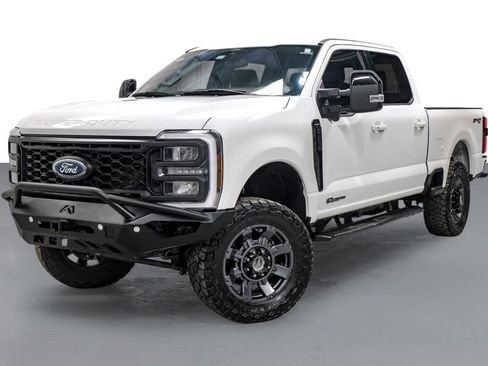 Used 2024 Ford F250 Lariat w/ Lariat Ultimate Package AWD/4WD image 4