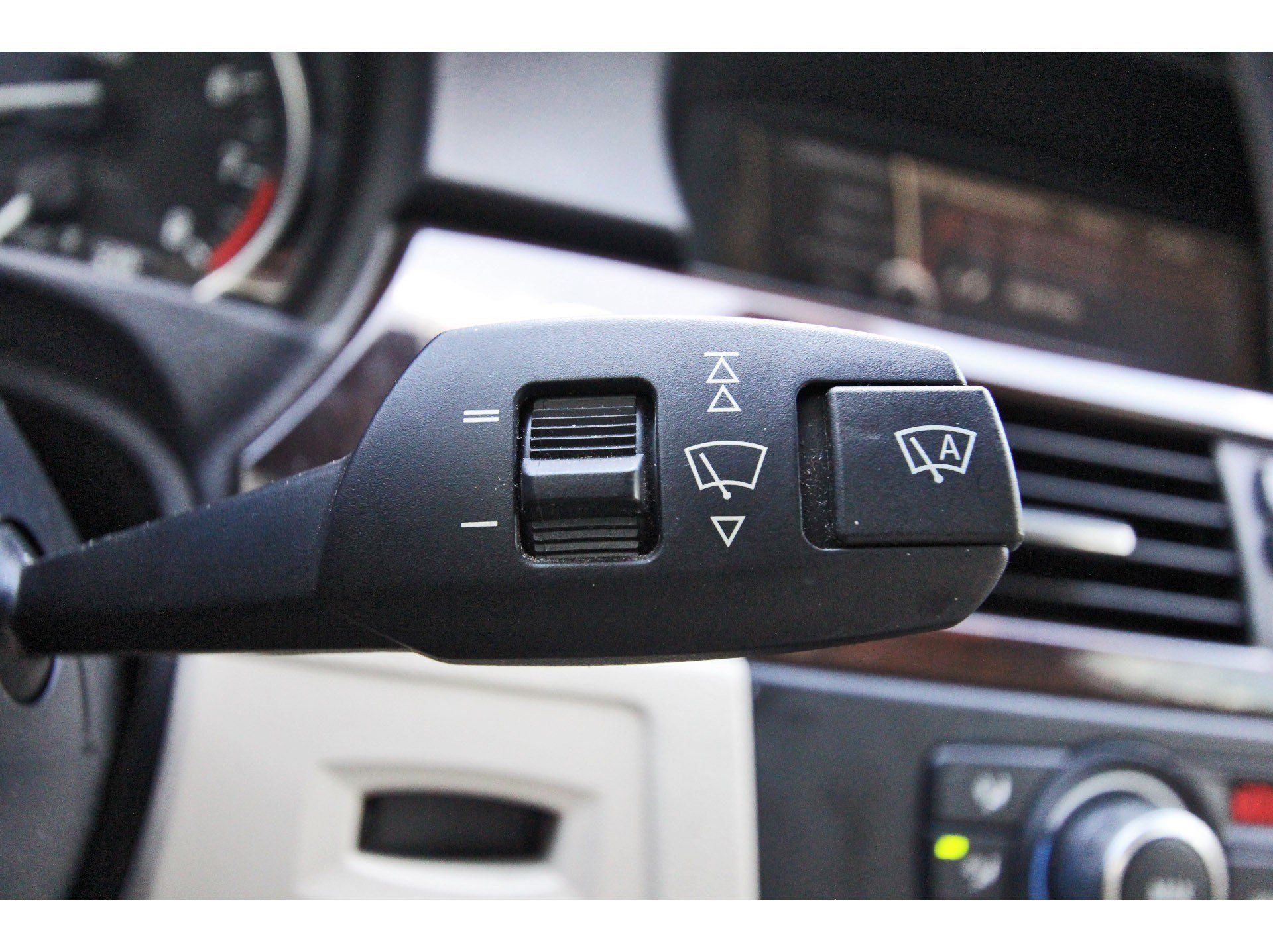 Used 2012 BMW 328i Convertible RWD image 22