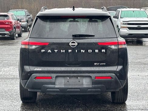 Used 2022 Nissan Pathfinder SV image 5