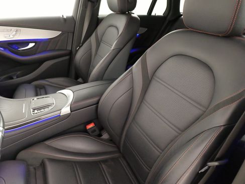 Used 2022 Mercedes-Benz GLC 43 AMG 4MATIC image 29