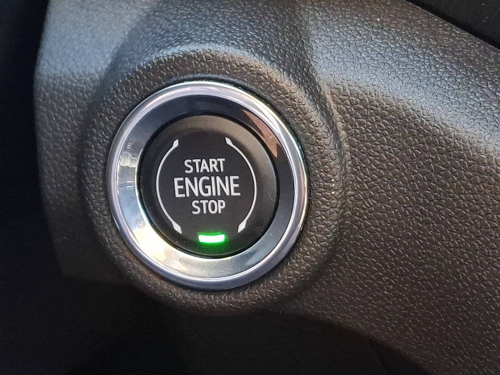 Used 2023 Chevrolet TrailBlazer LT FWD image 25