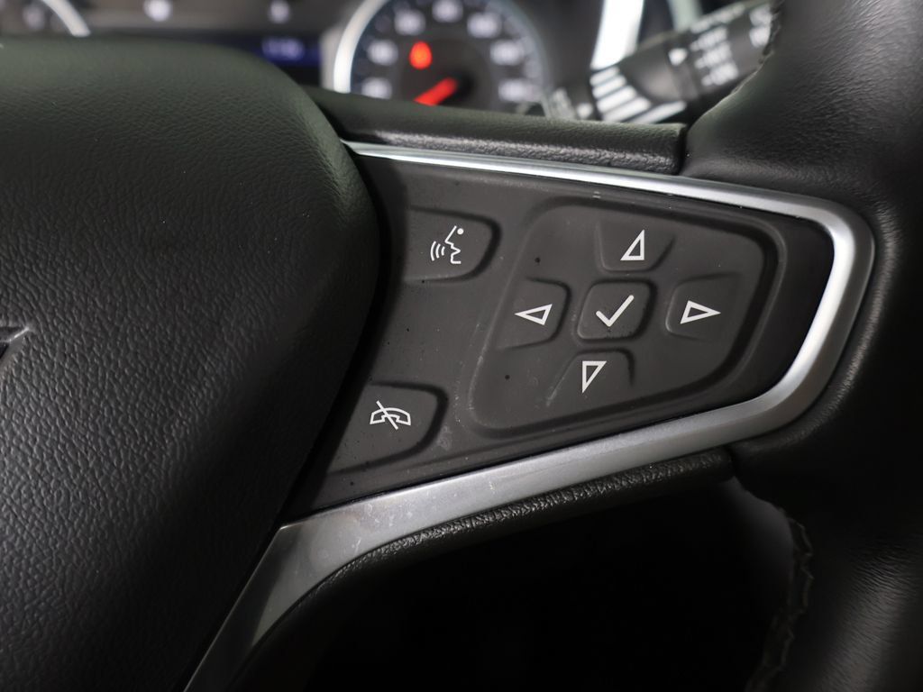 Used 2023 Chevrolet Equinox Premier FWD image 42