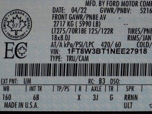 Used 2022 Ford F350 Lariat w/ Chrome Package image 28