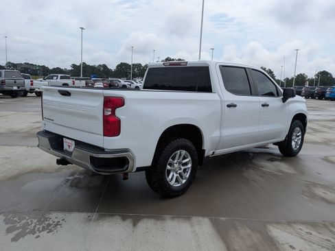 Used 2025 Chevrolet Silverado 1500 W/T w/ WT Value Package AWD/4WD image 6